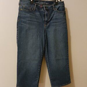 Gloria Vanderbilt ladies capris